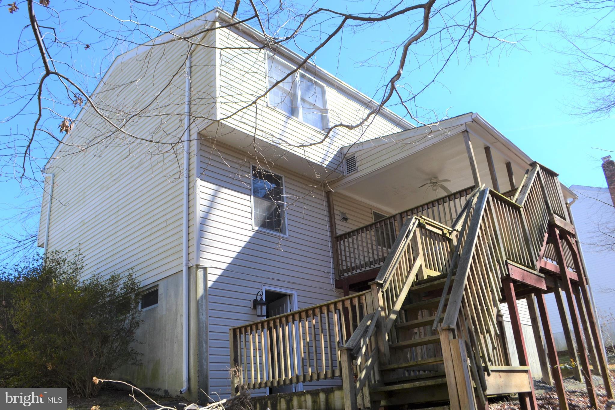 BONNIEMILL ACRES - Residential Lease