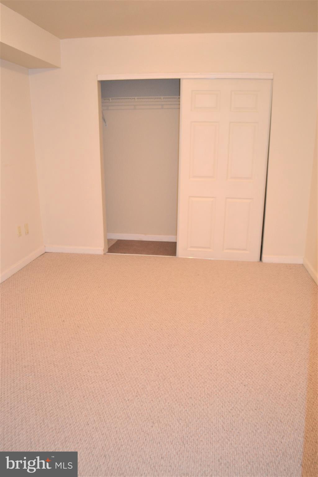 BONNIEMILL ACRES - Residential Lease