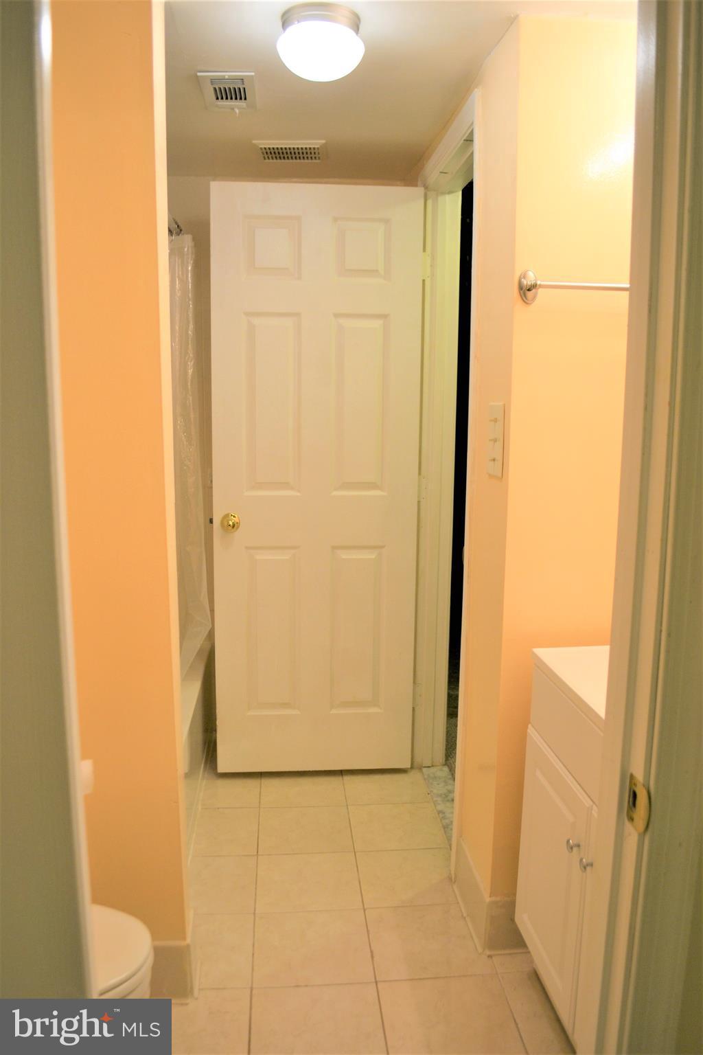 BONNIEMILL ACRES - Residential Lease