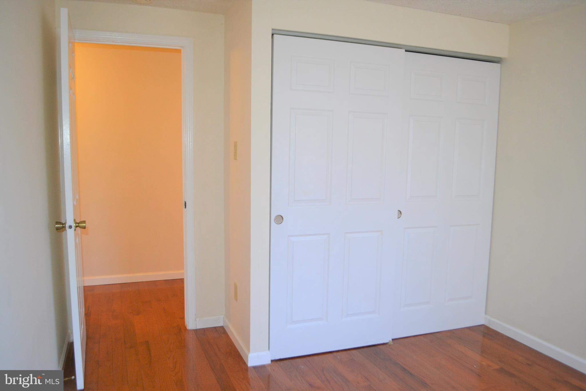 BONNIEMILL ACRES - Residential Lease