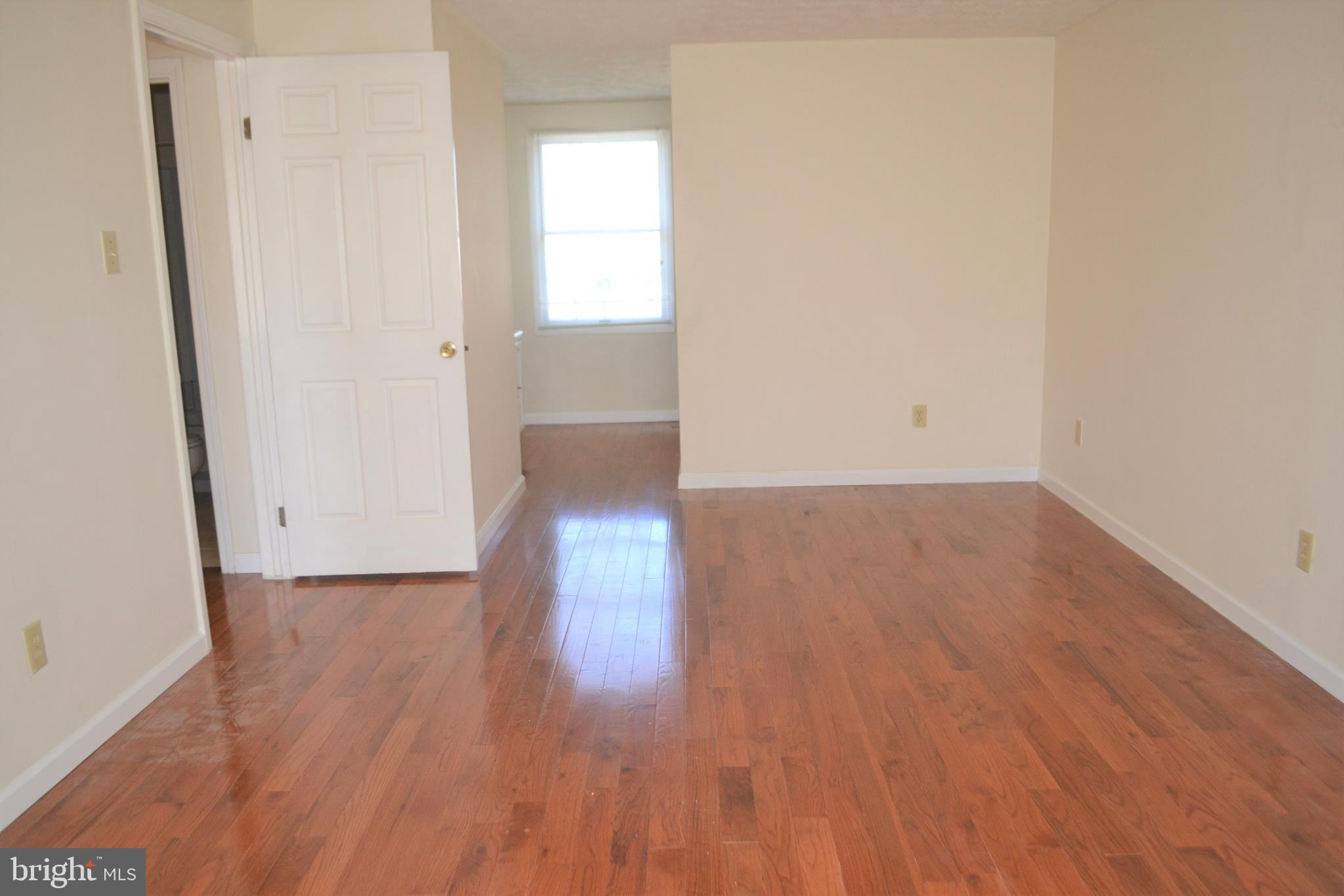 BONNIEMILL ACRES - Residential Lease