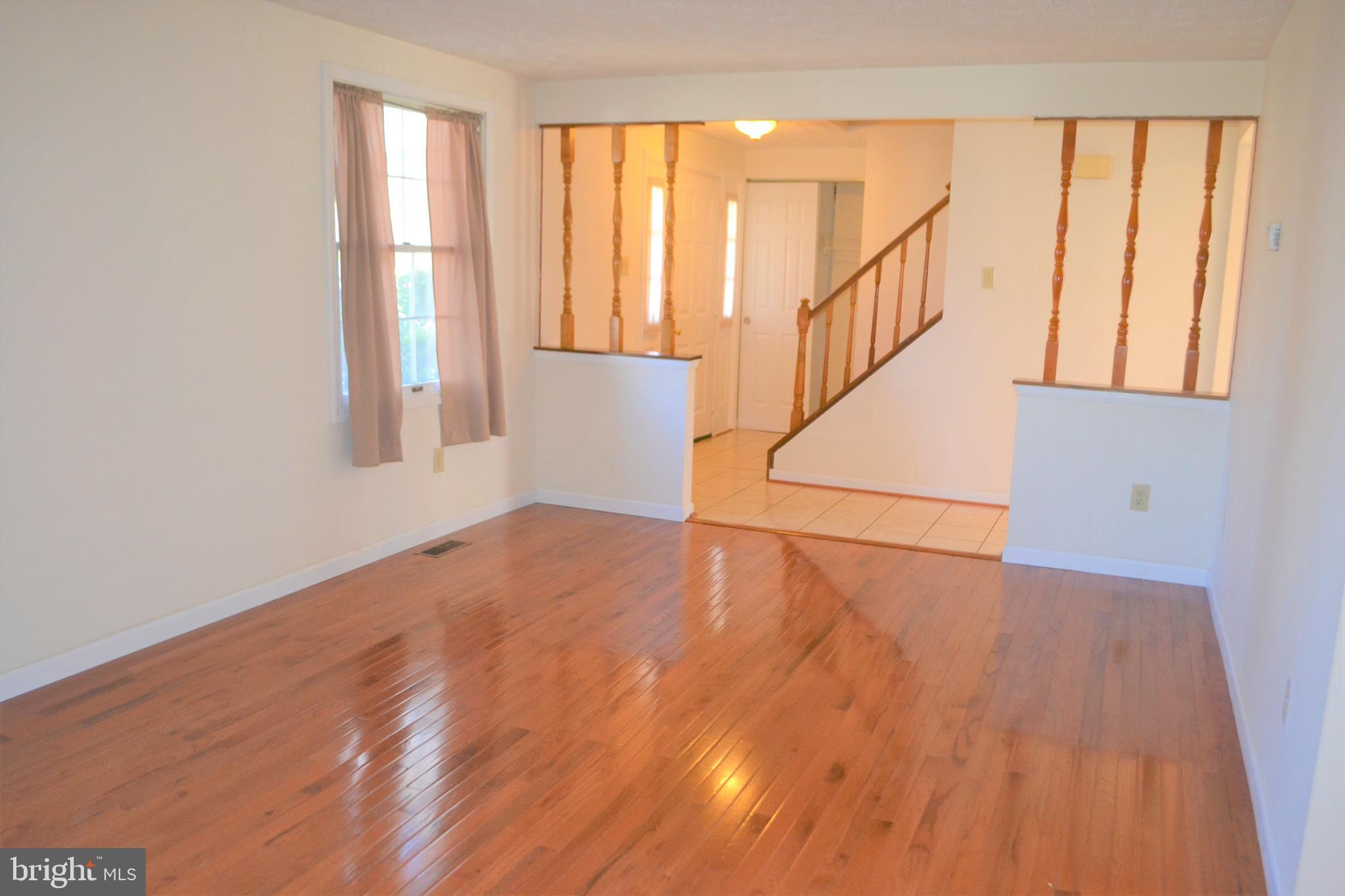 BONNIEMILL ACRES - Residential Lease