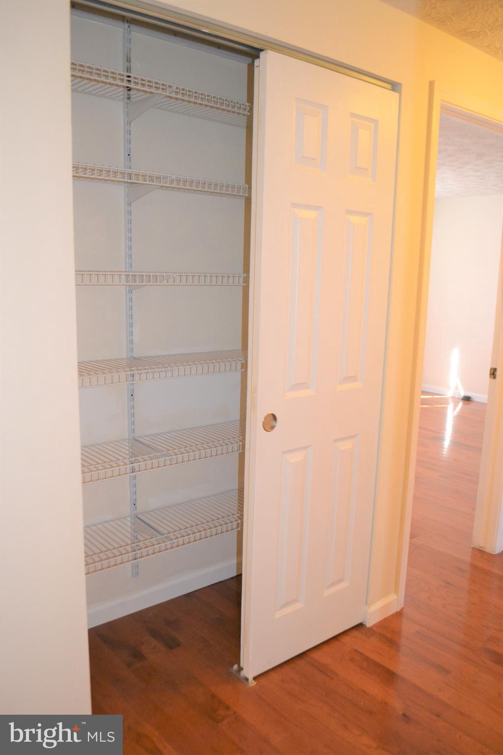 BONNIEMILL ACRES - Residential Lease