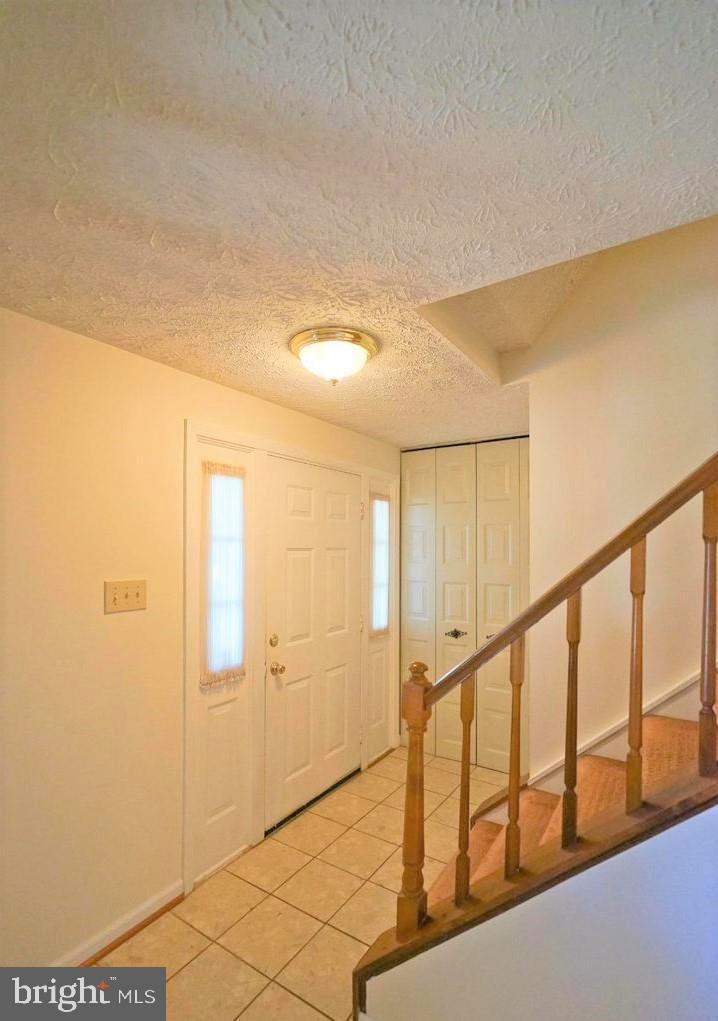 BONNIEMILL ACRES - Residential Lease