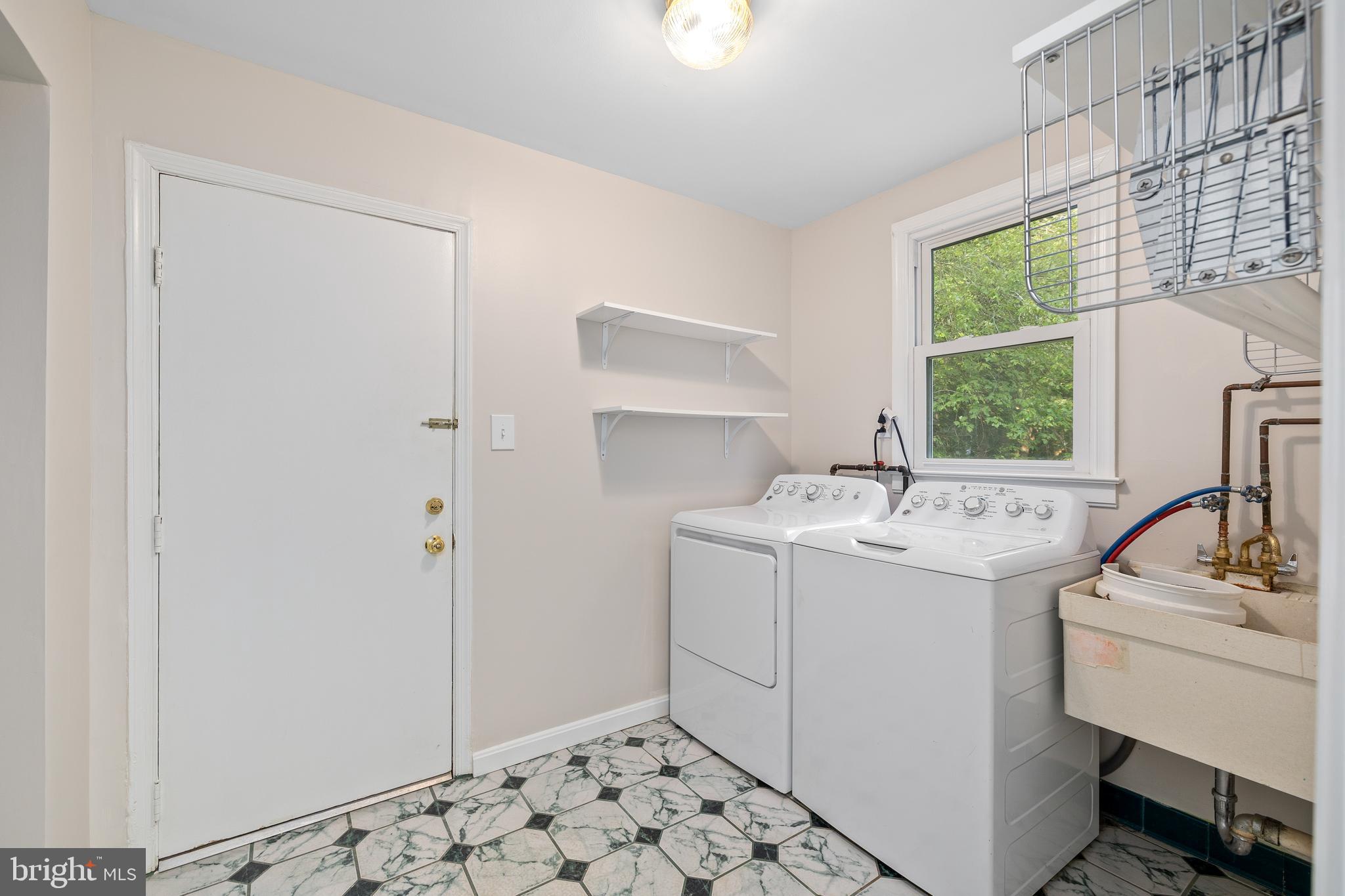 GUM SPRINGS FARM - Residential