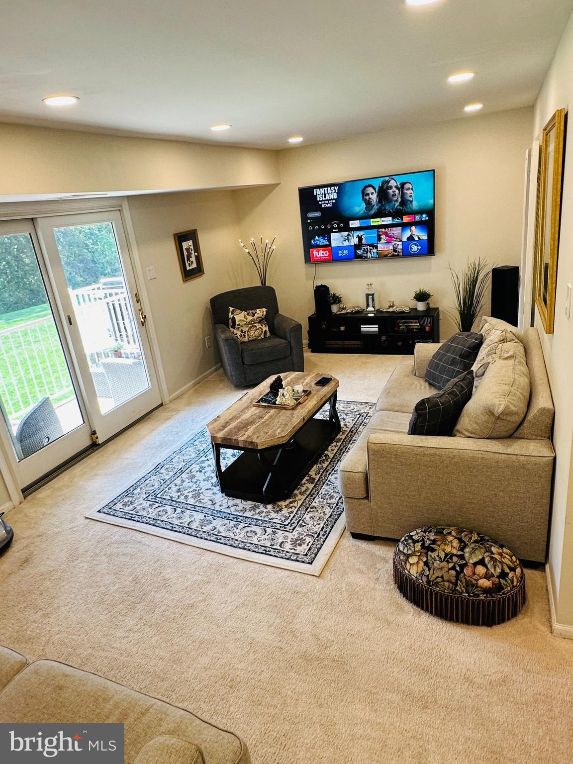 THE MEADOWS - Residential