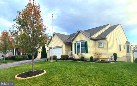 4 WICKERBERRY PLACE GORDONVILLE PA 17529