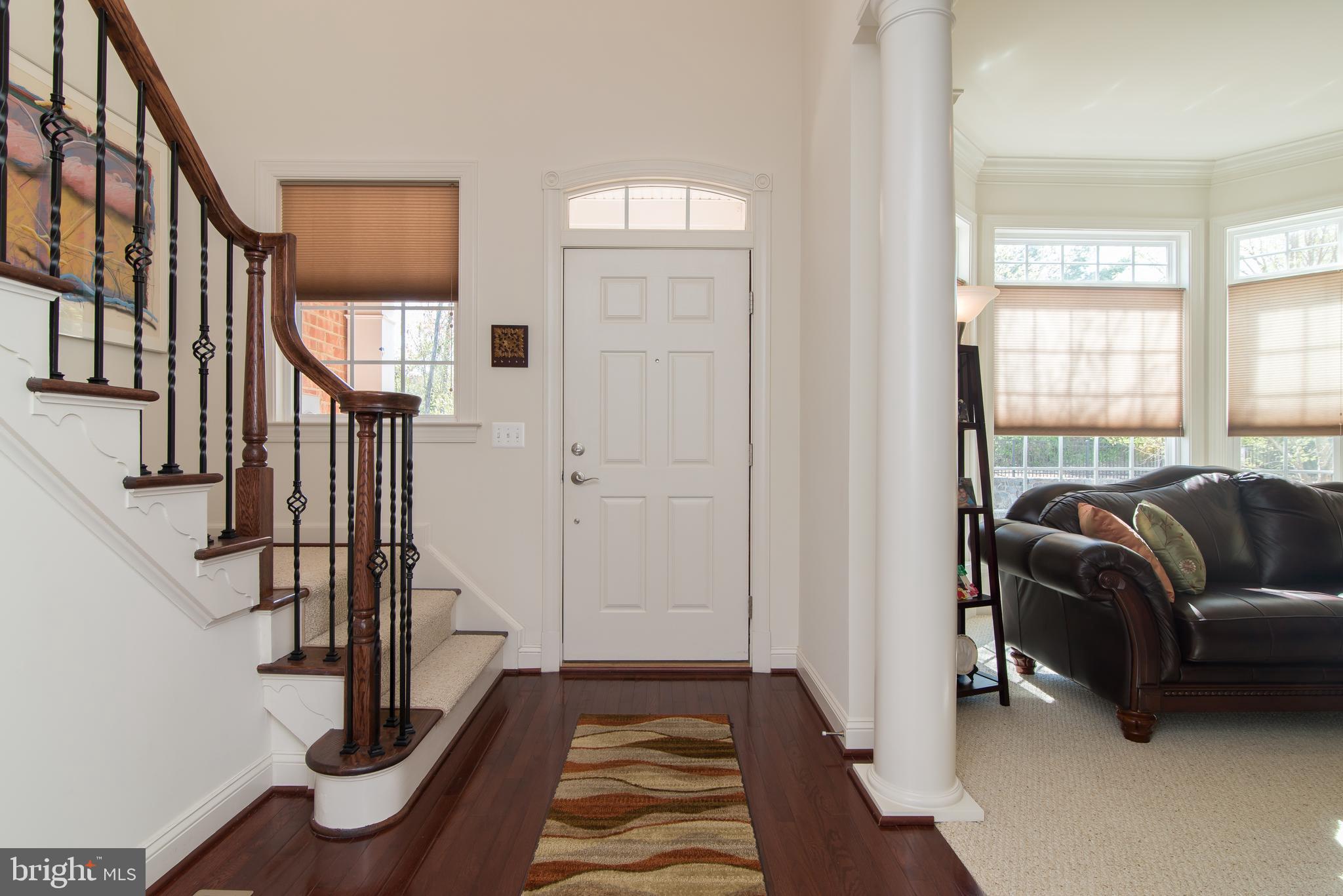 KENSINGTON SQUARE - Residential Lease