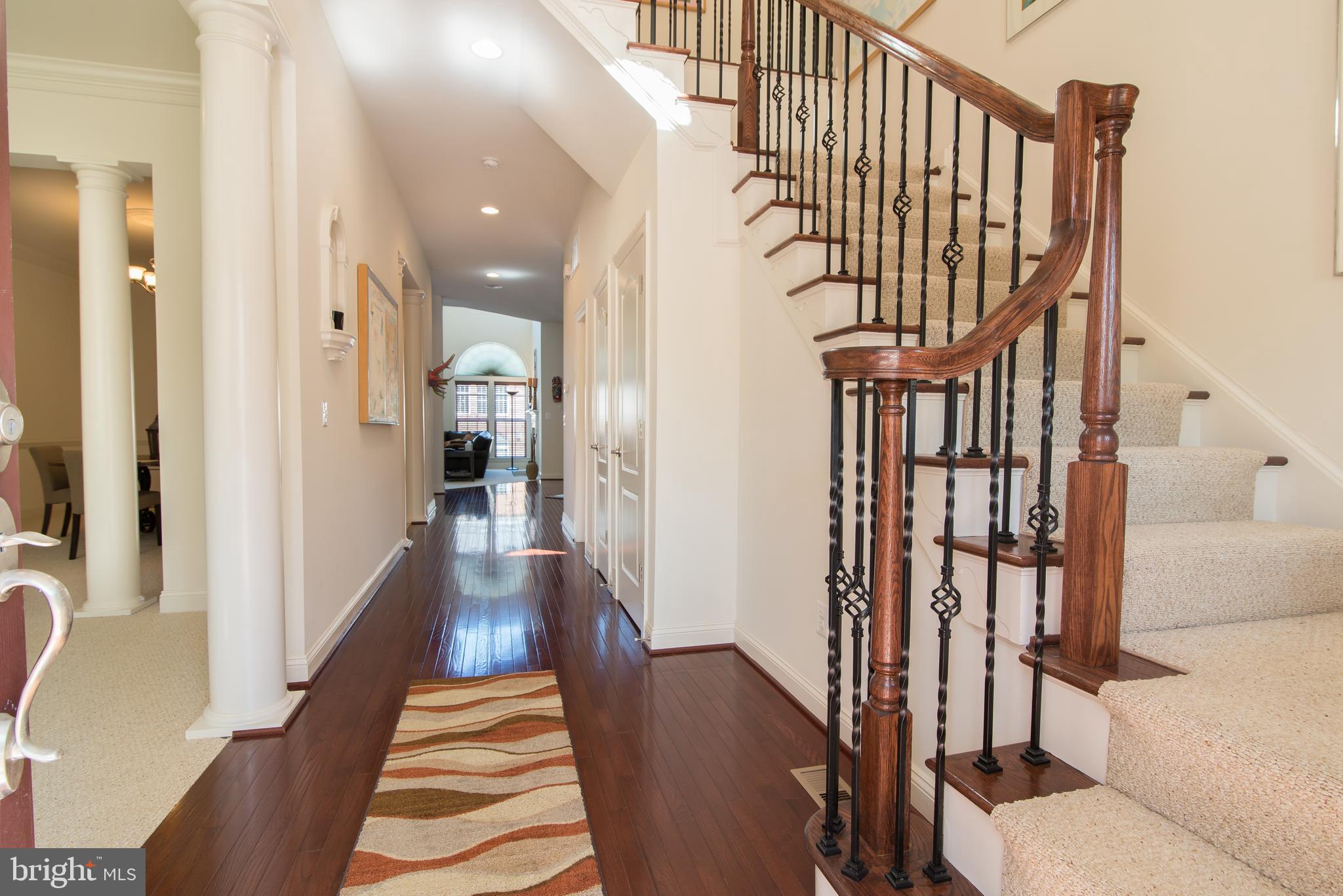 KENSINGTON SQUARE - Residential Lease