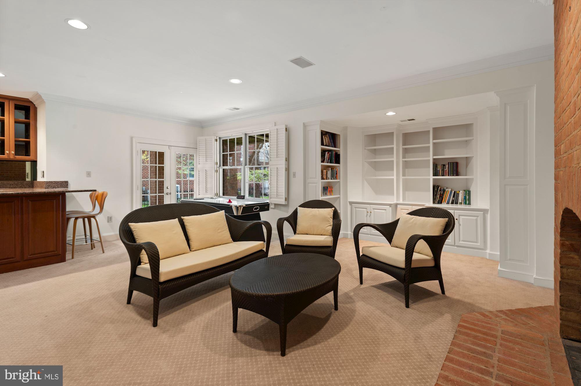 AVENEL - Residential