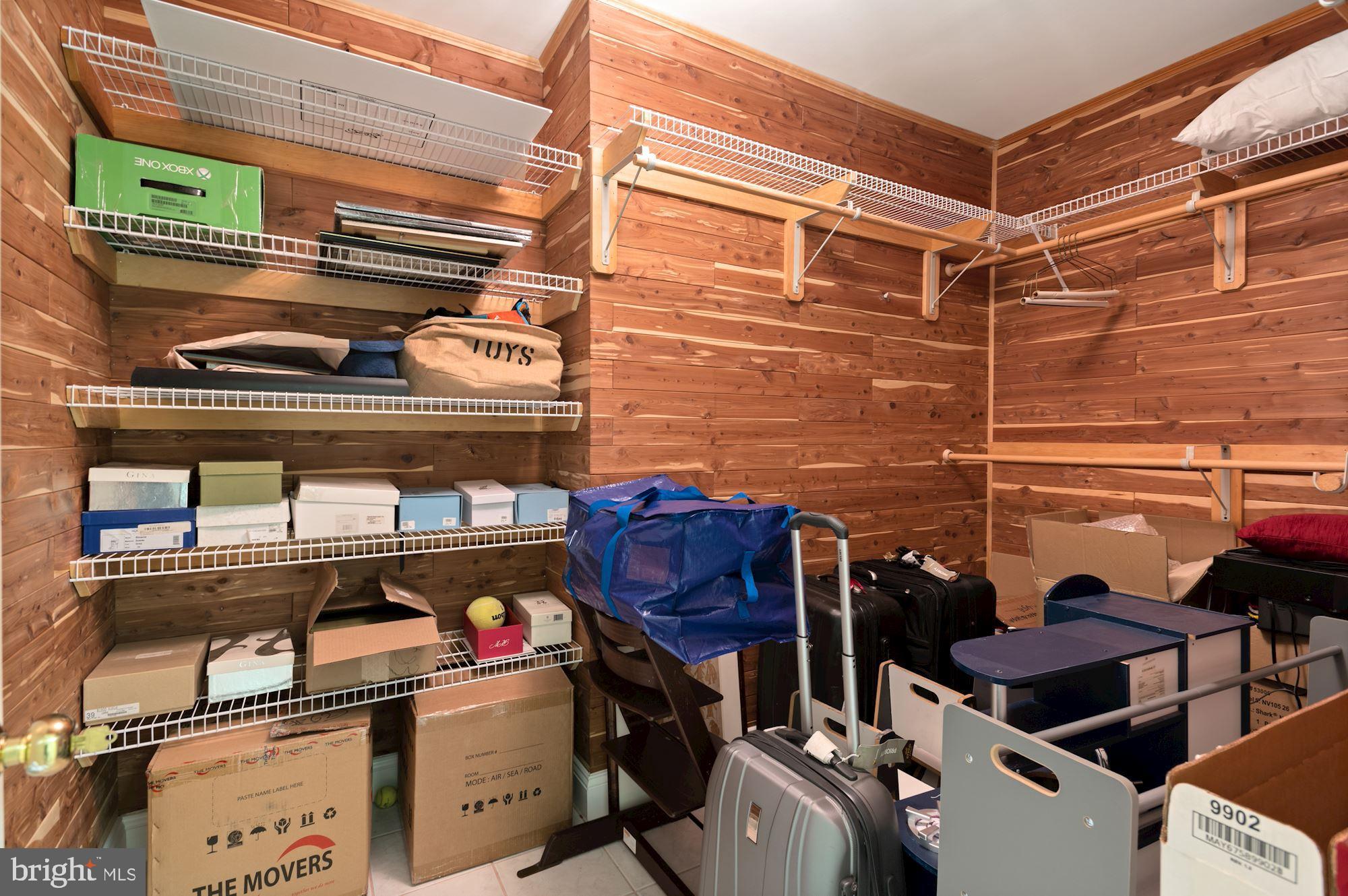 AVENEL - Residential