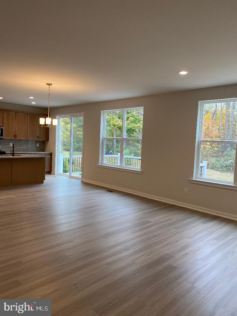 BRIGHTON VILLAGE - Residential