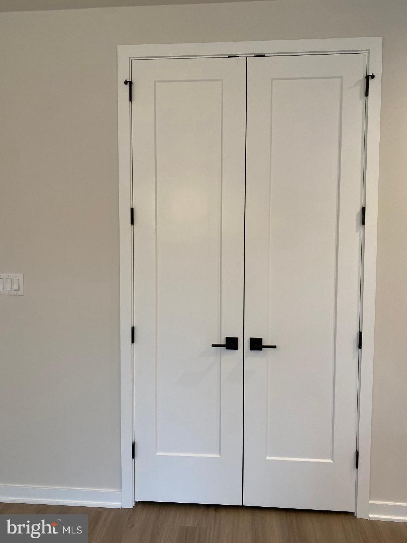 BRIGHTON VILLAGE - Residential