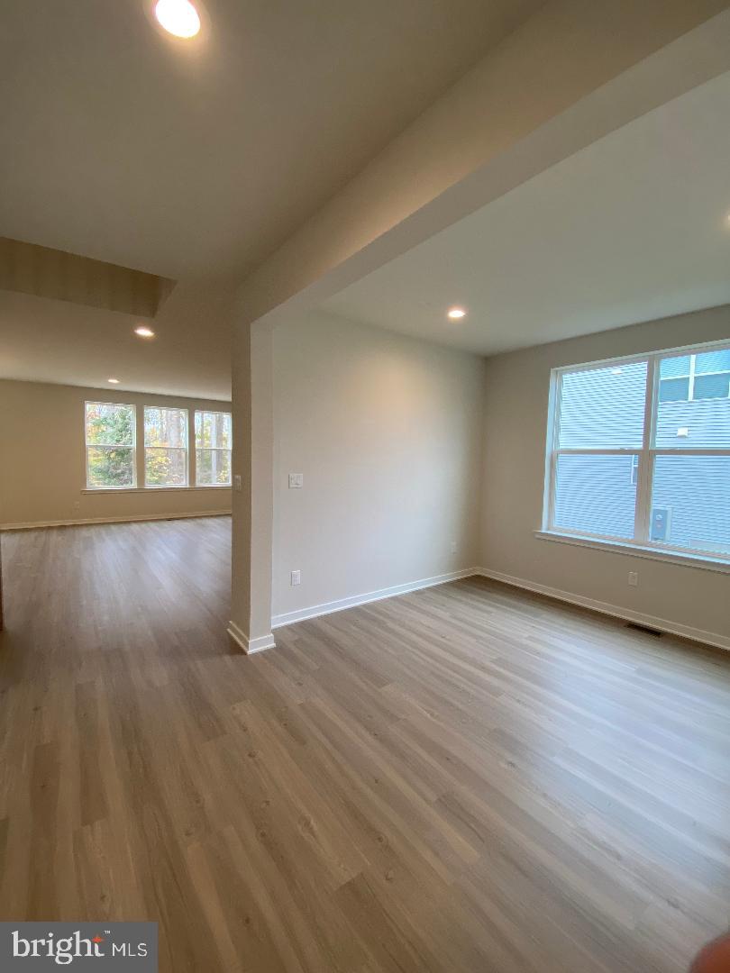 BRIGHTON VILLAGE - Residential