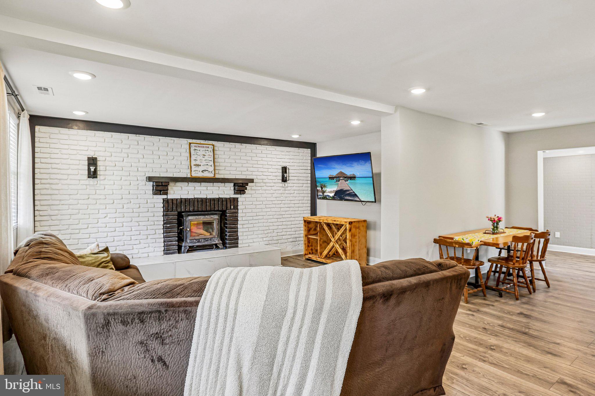 209 OTIS DRIVE