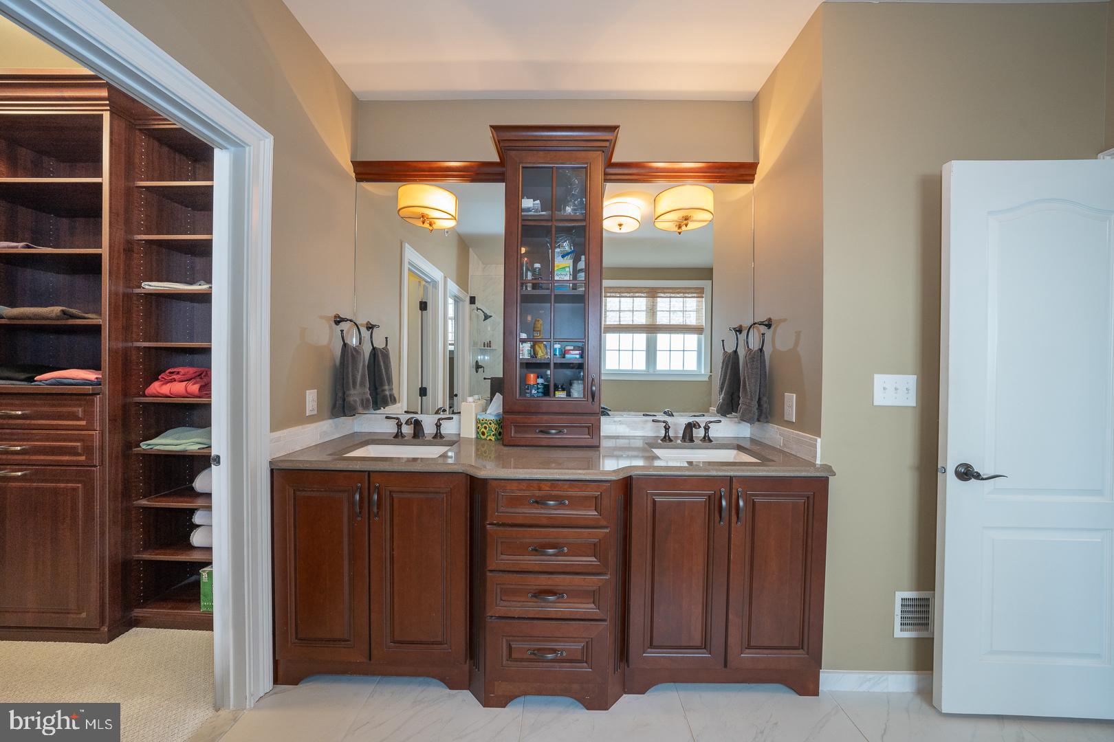 LISETER - Residential