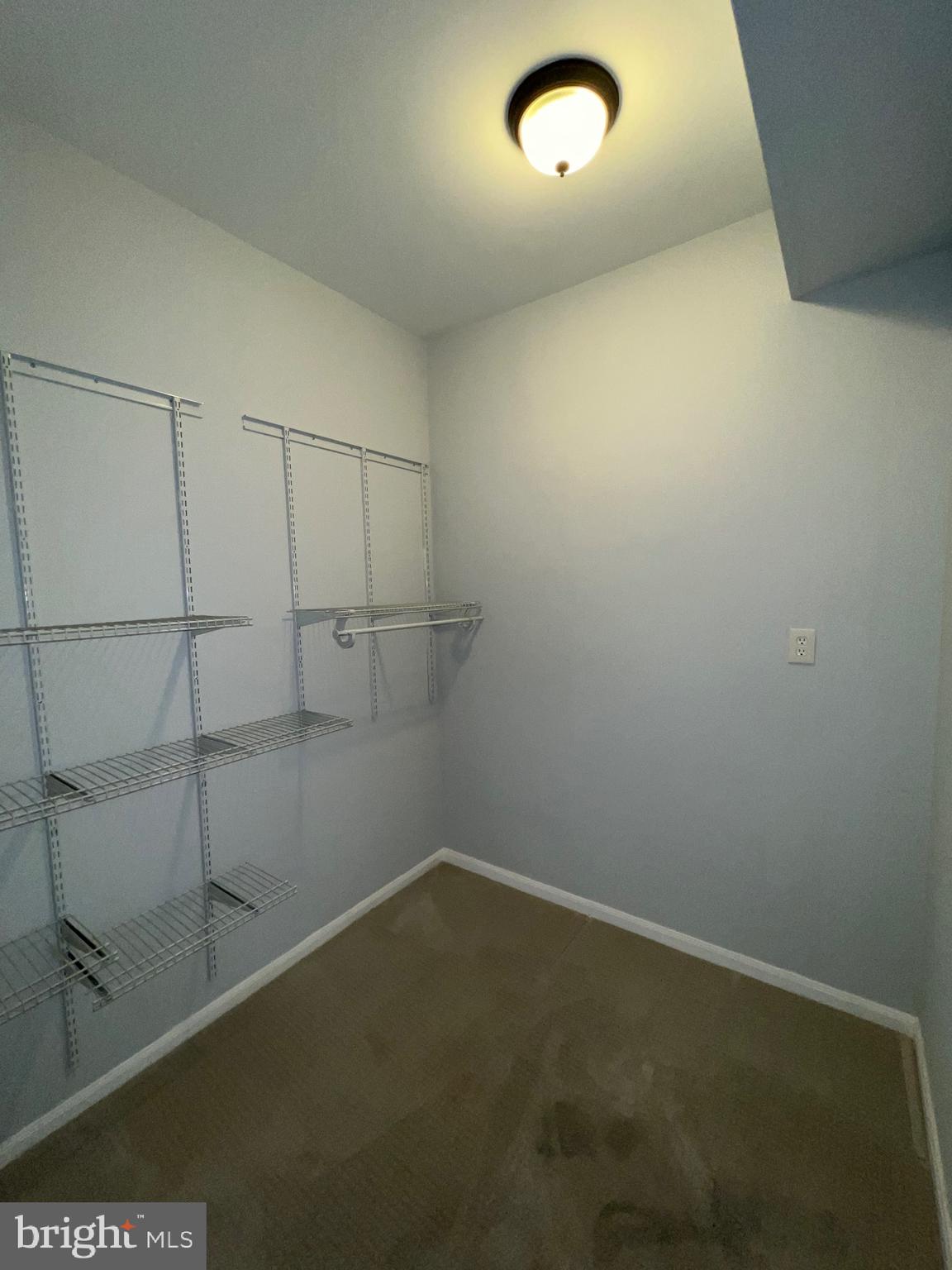 CHESTNUT HILL - Residential Lease