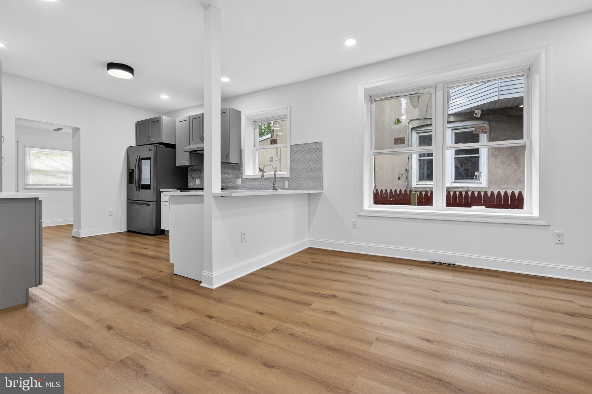 NORRISTOWN - Residential
