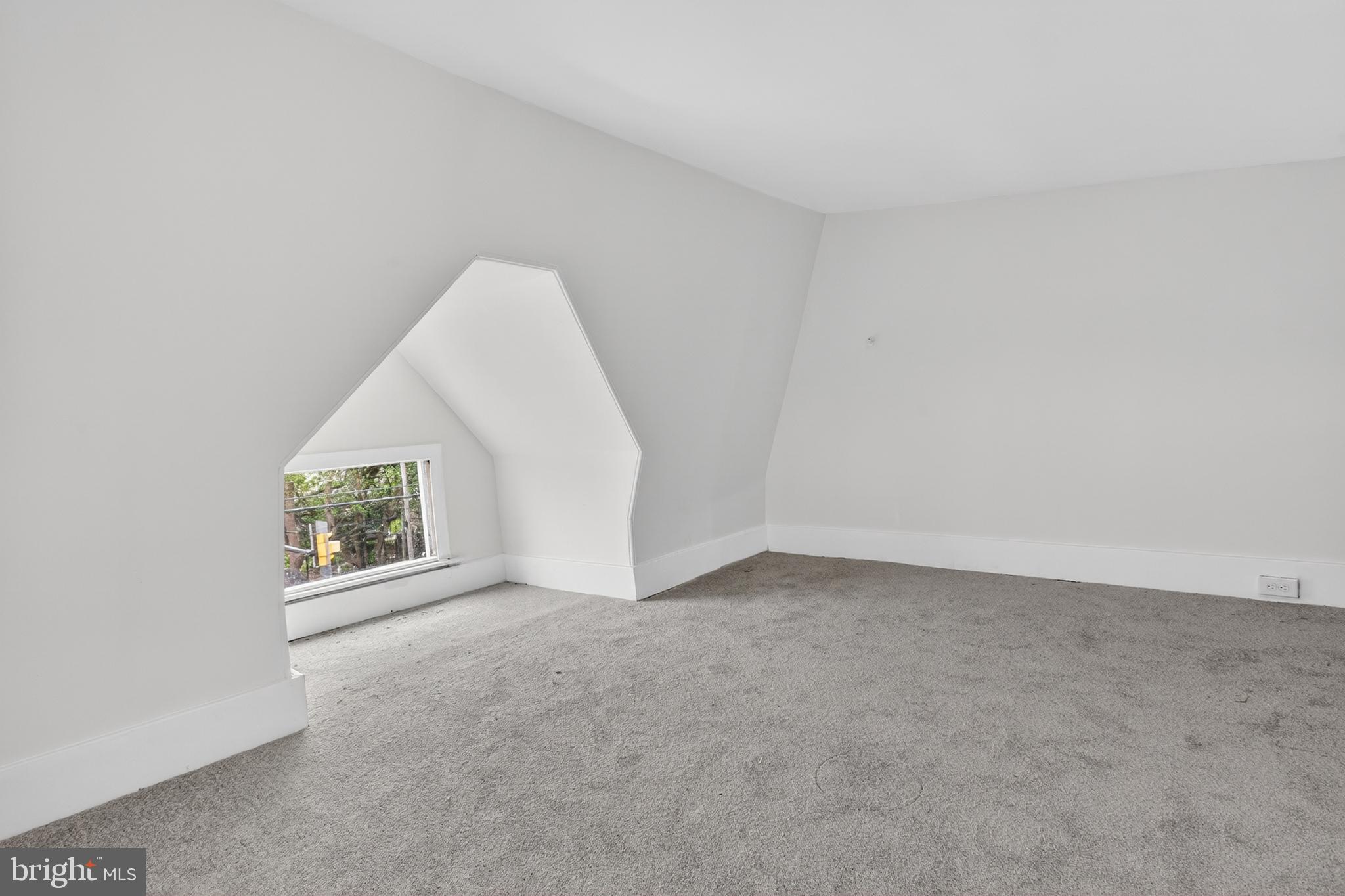 NORRISTOWN - Residential