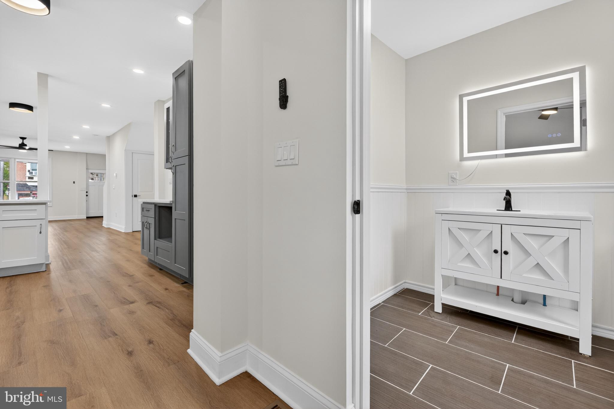 NORRISTOWN - Residential