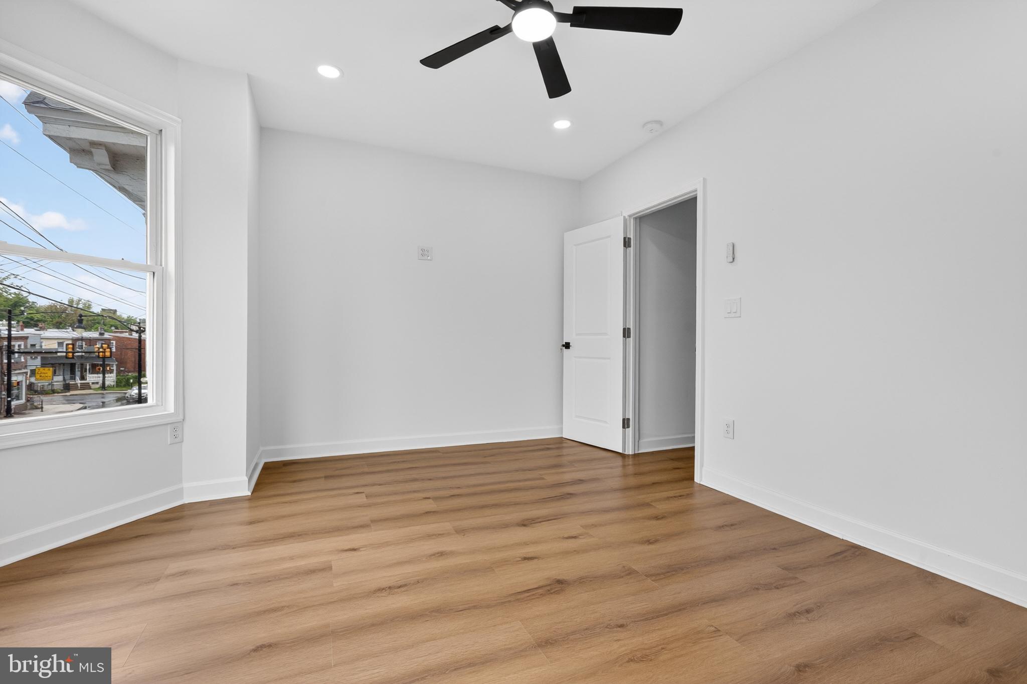 NORRISTOWN - Residential