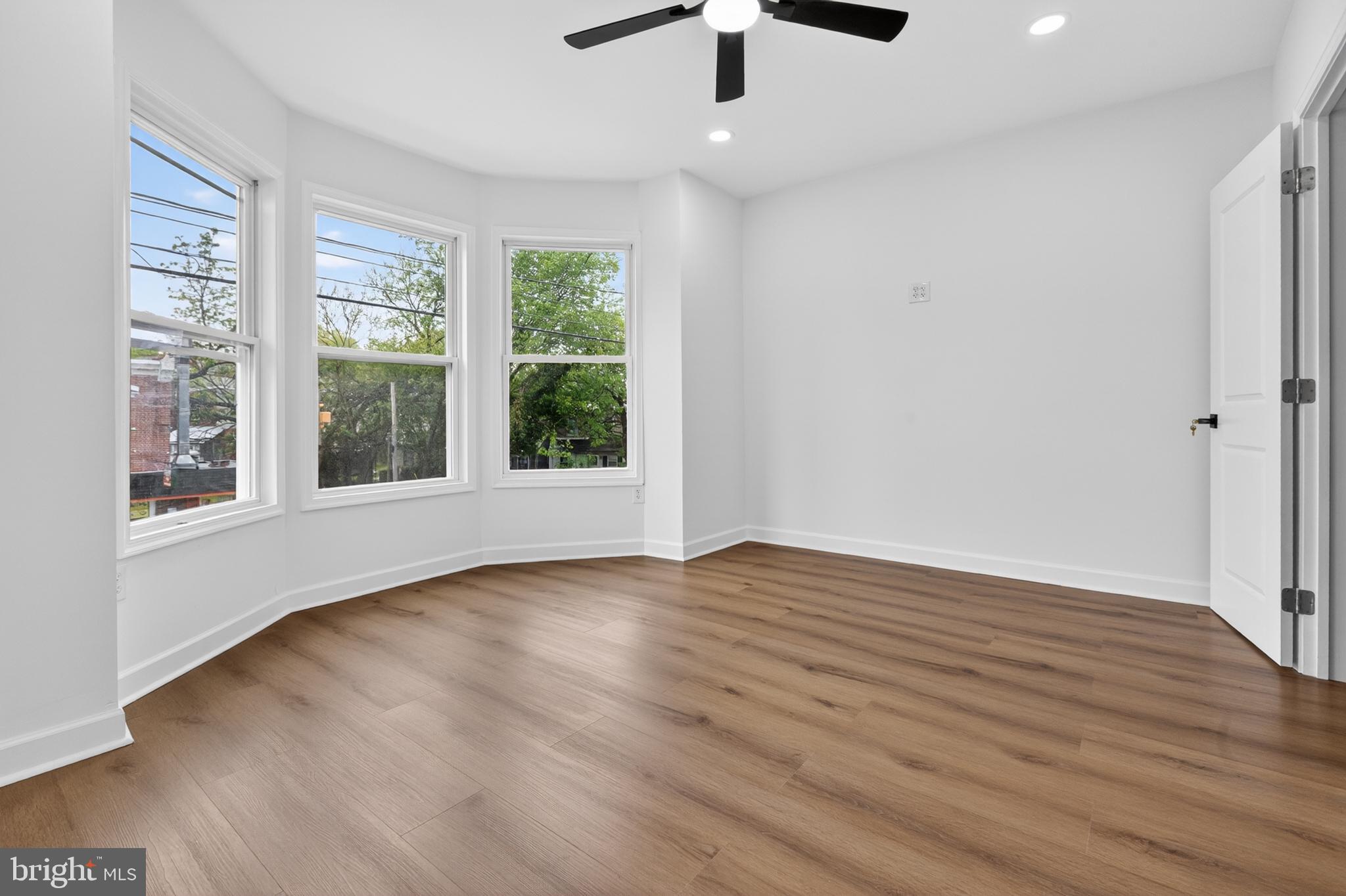 NORRISTOWN - Residential