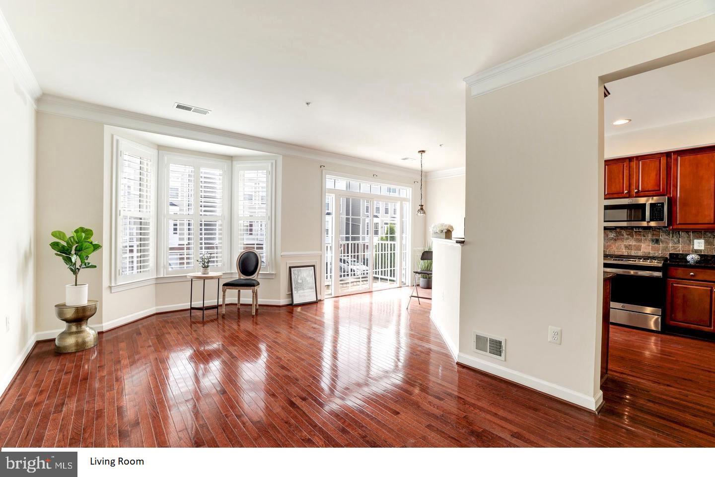 13618 VENTURI LANE