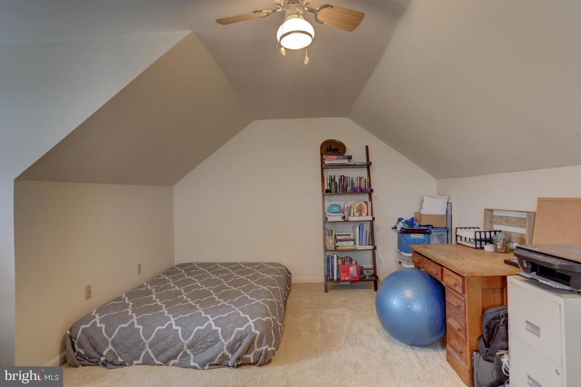 VILLAGE OF DEERFIELD - Residential