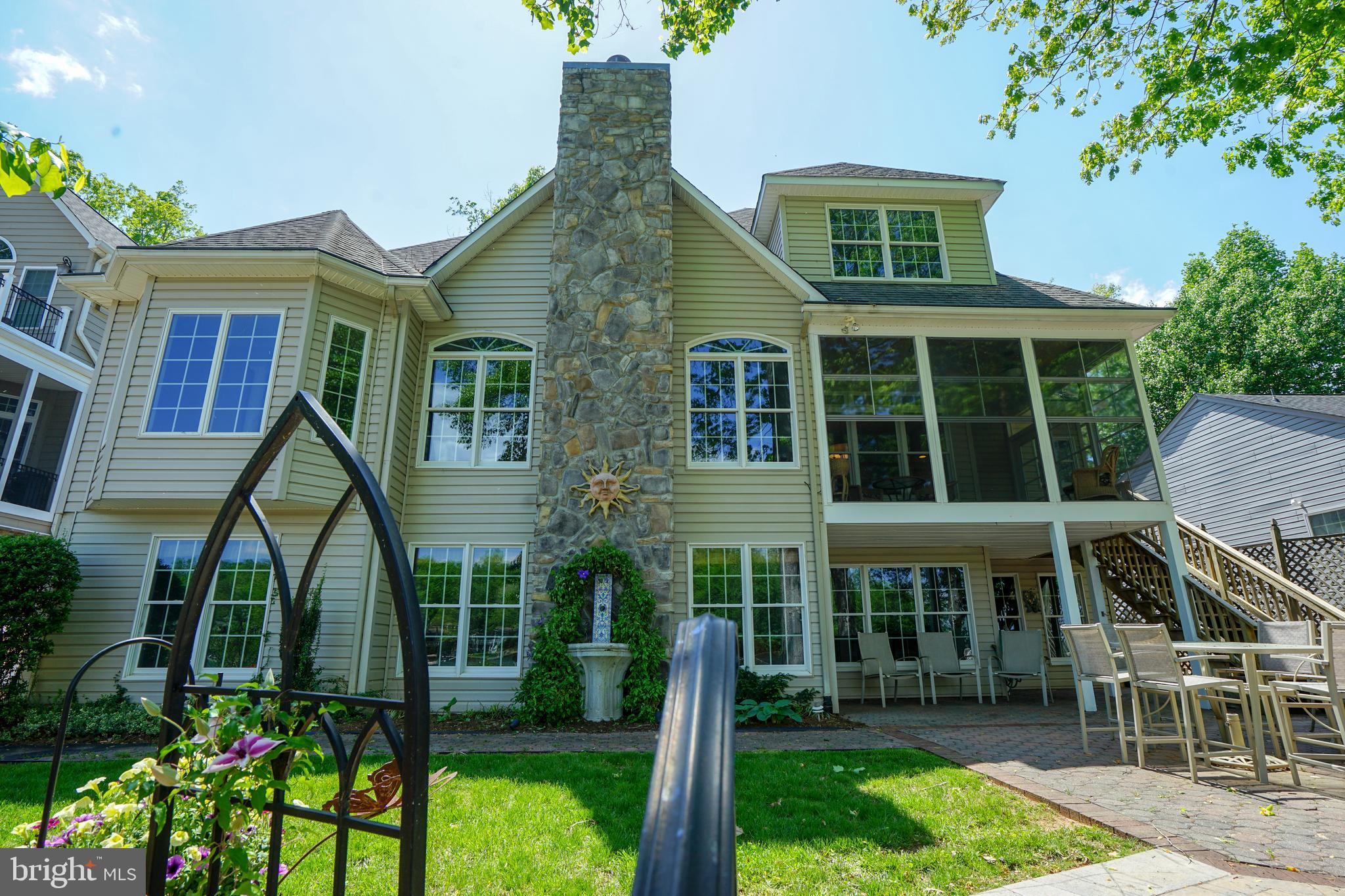 LAKE OF THE WOODS - Residential
