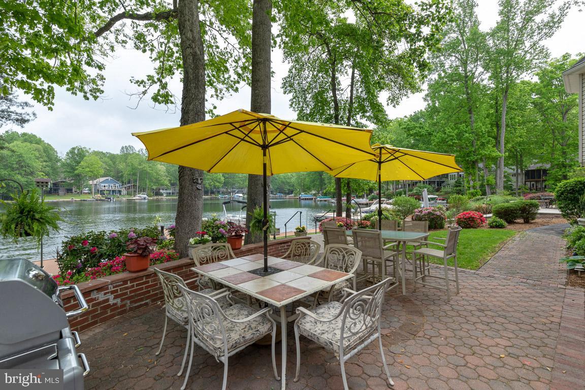 LAKE OF THE WOODS - Residential