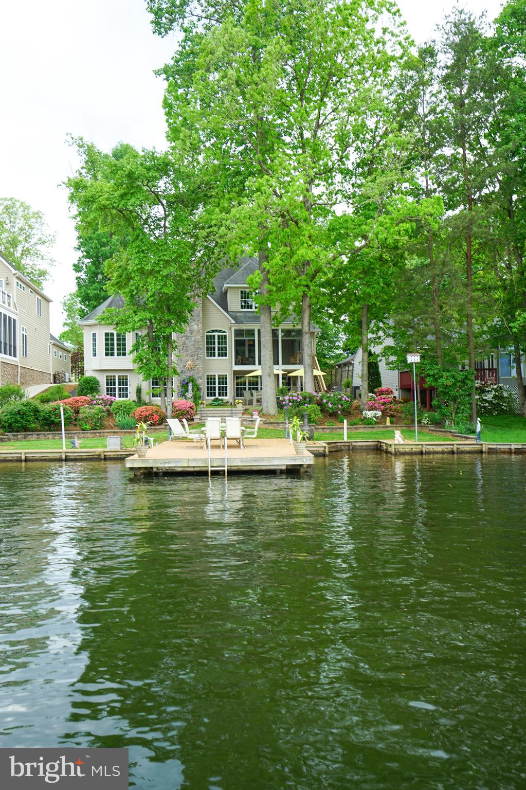 LAKE OF THE WOODS - Residential