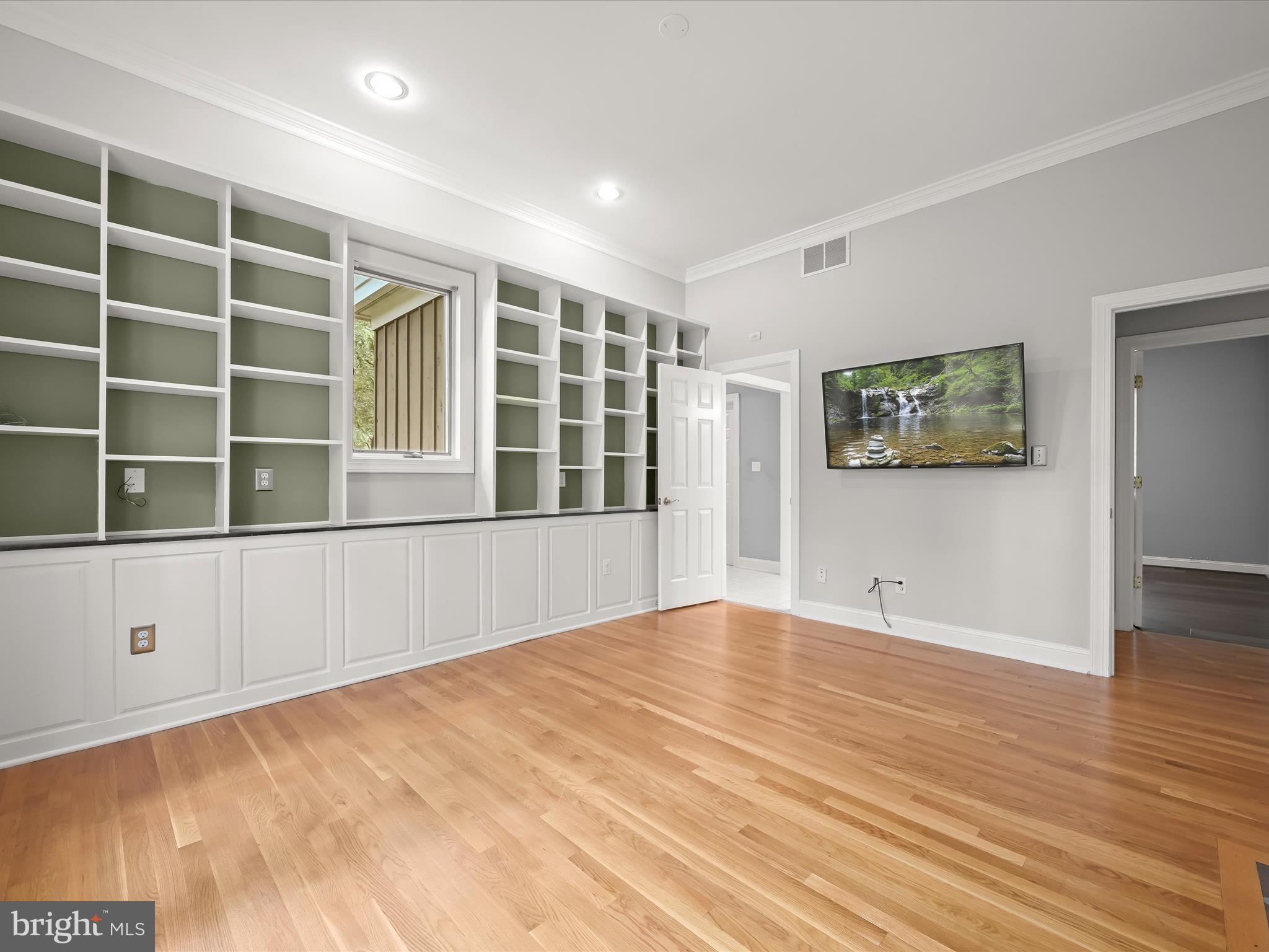 CAMERON FARMS - Residential