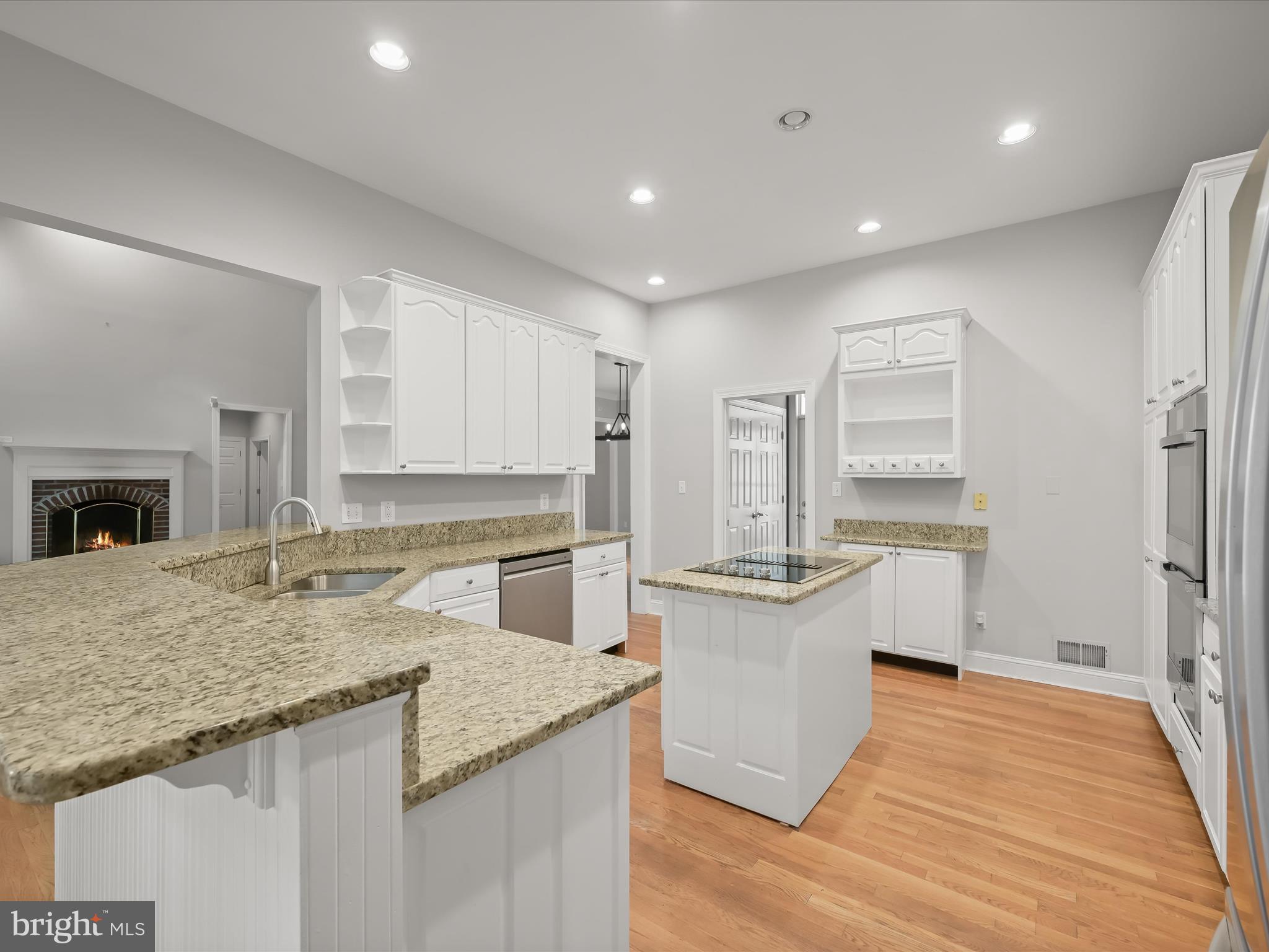 CAMERON FARMS - Residential