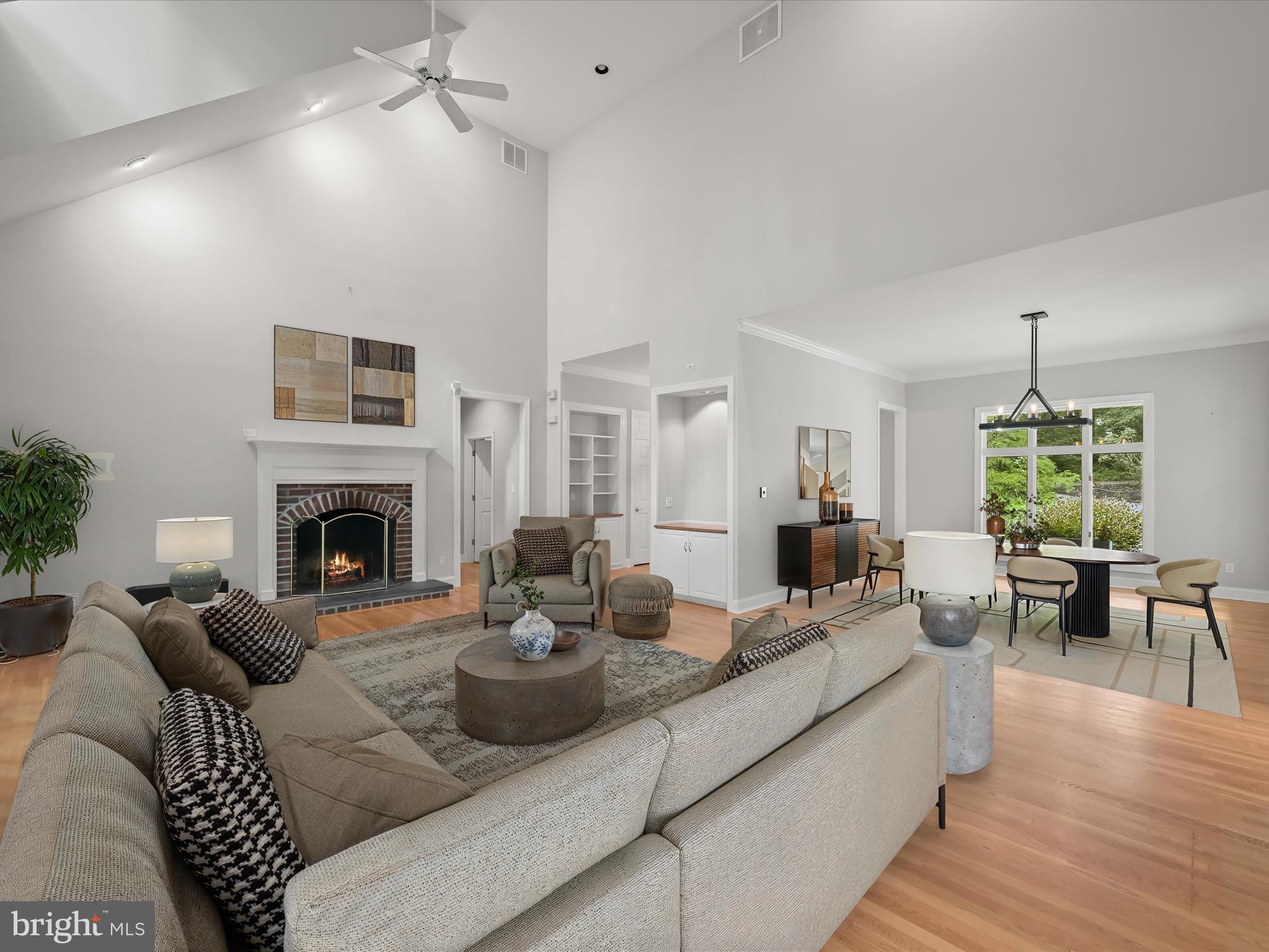 3633 CAMERON COURT