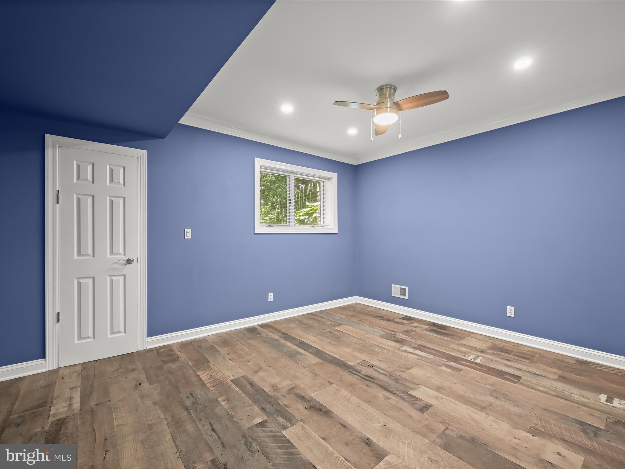 CAMERON FARMS - Residential