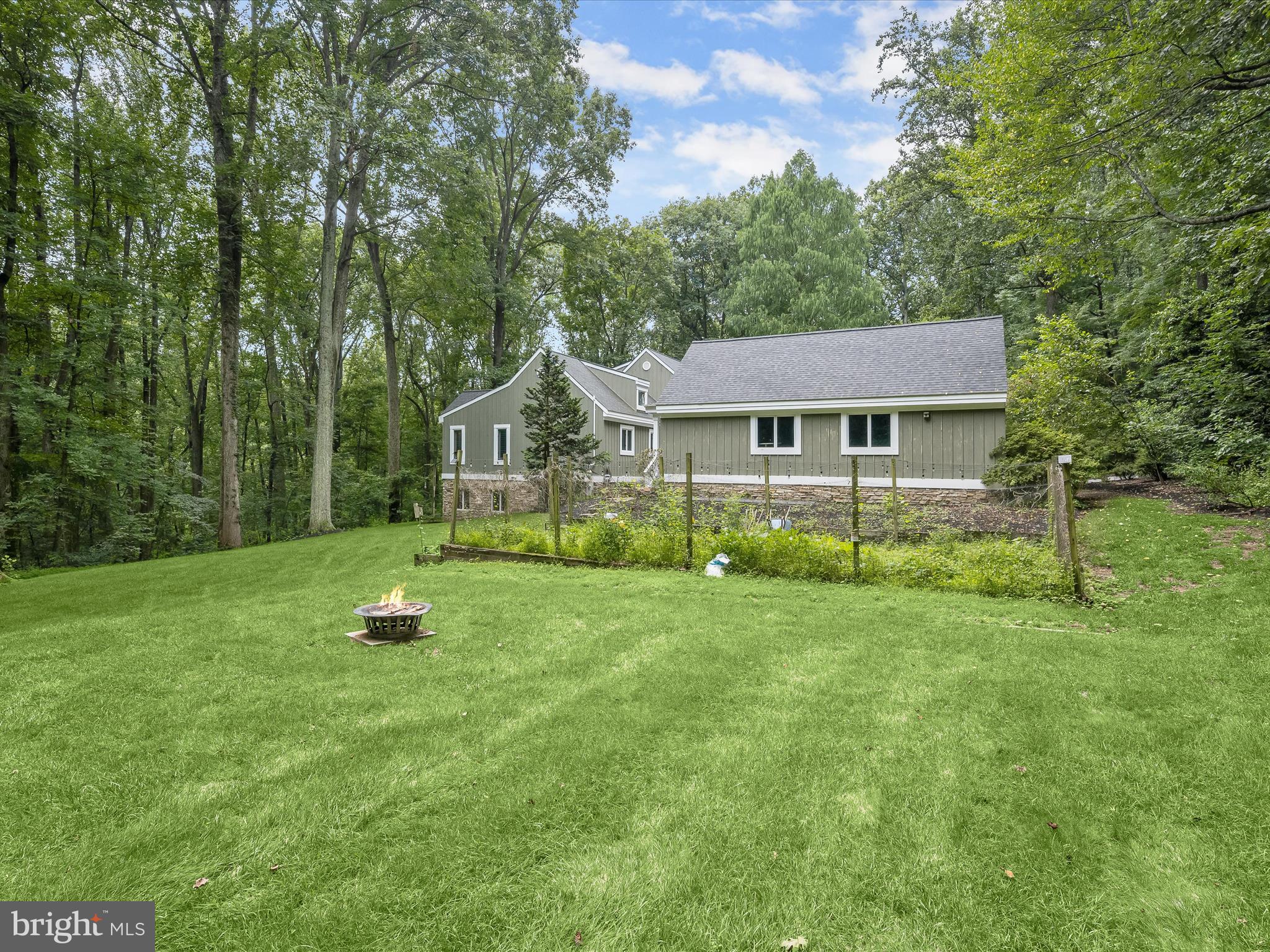 CAMERON FARMS - Residential