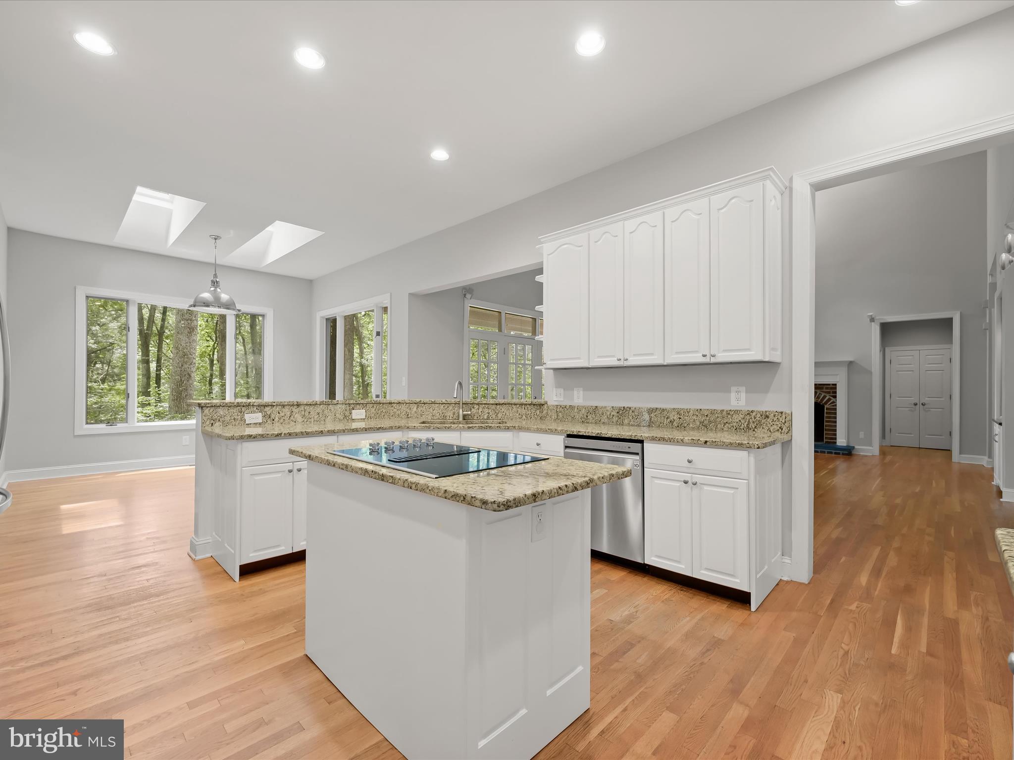 CAMERON FARMS - Residential