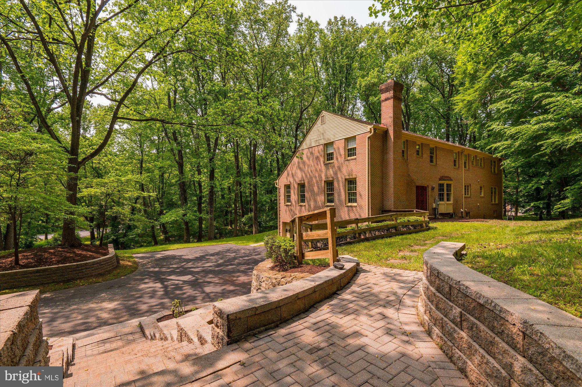 MAZZA WOODS - Residential