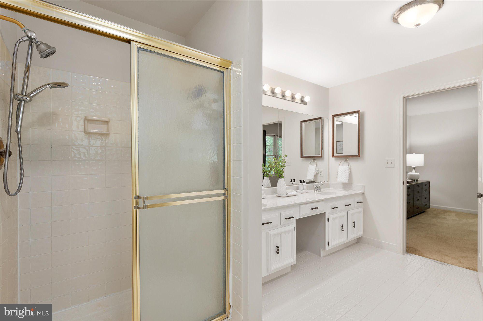 MAZZA WOODS - Residential