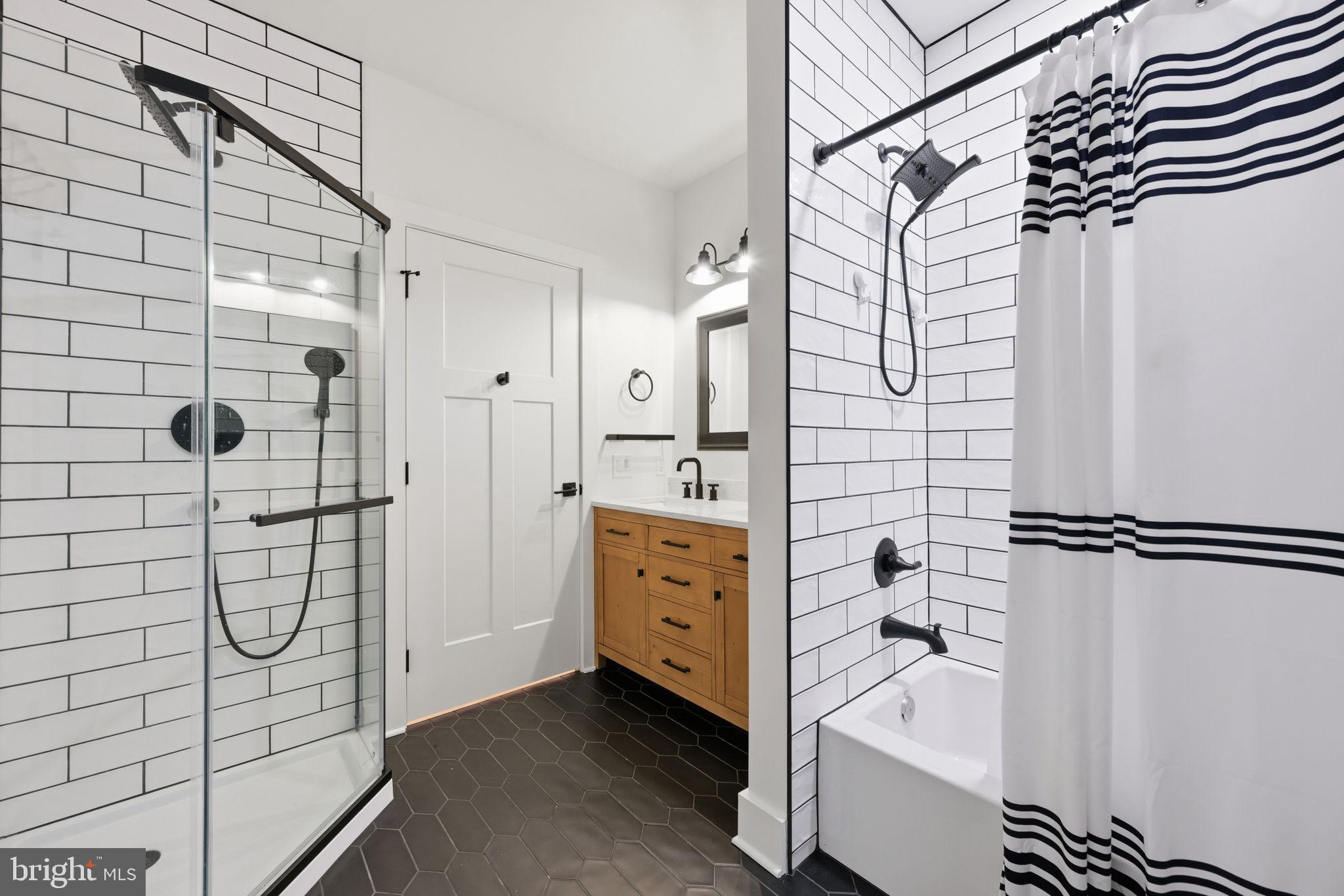 STONEHAVEN MEWS - Residential