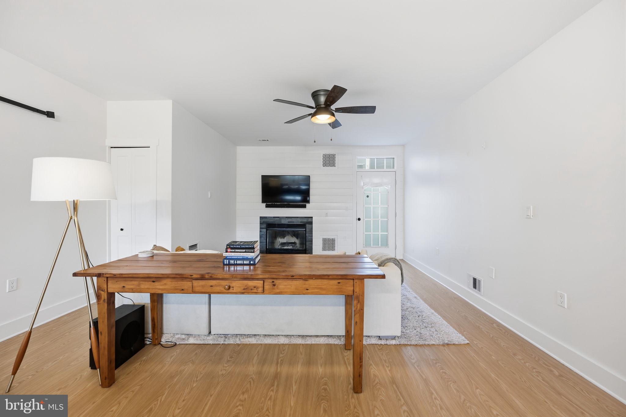 STONEHAVEN MEWS - Residential