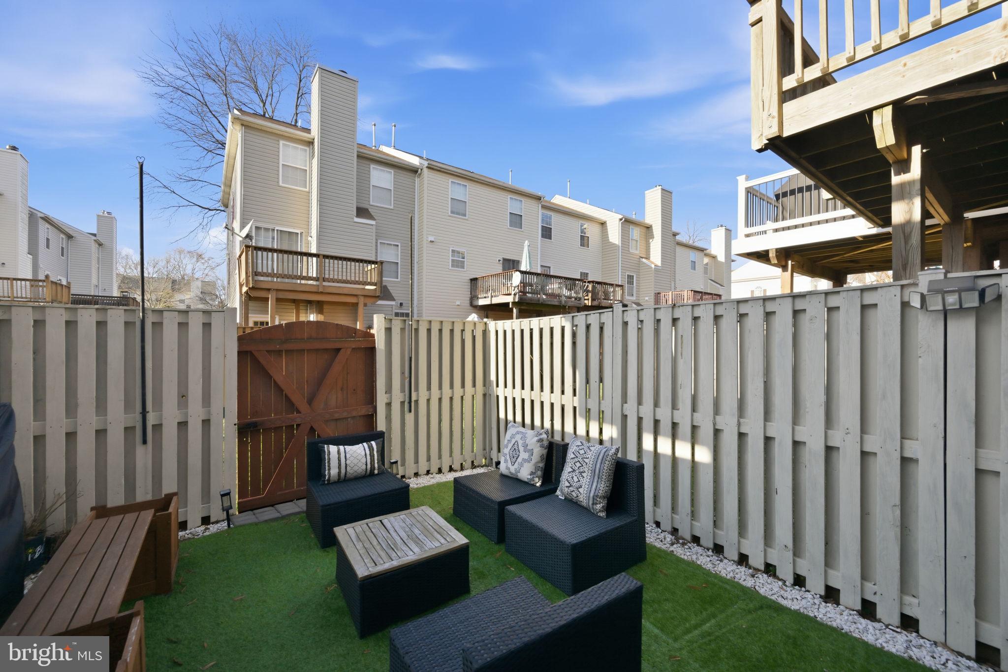 STONEHAVEN MEWS - Residential