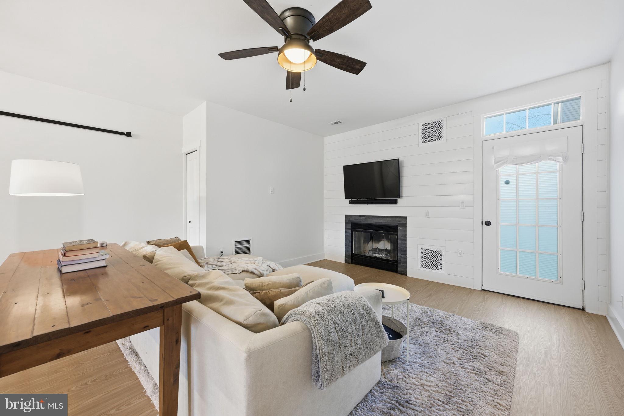 STONEHAVEN MEWS - Residential