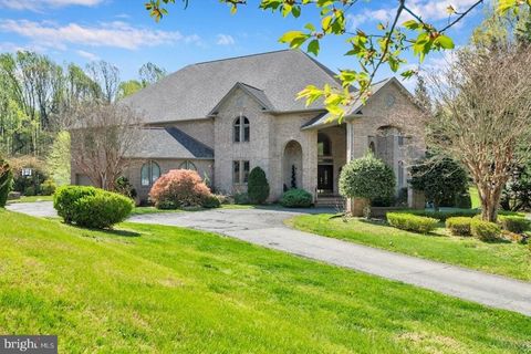 Photo of 16901 Federal Hill Court, BOWIE, MD 20716 (MLS # MDPG2198510)