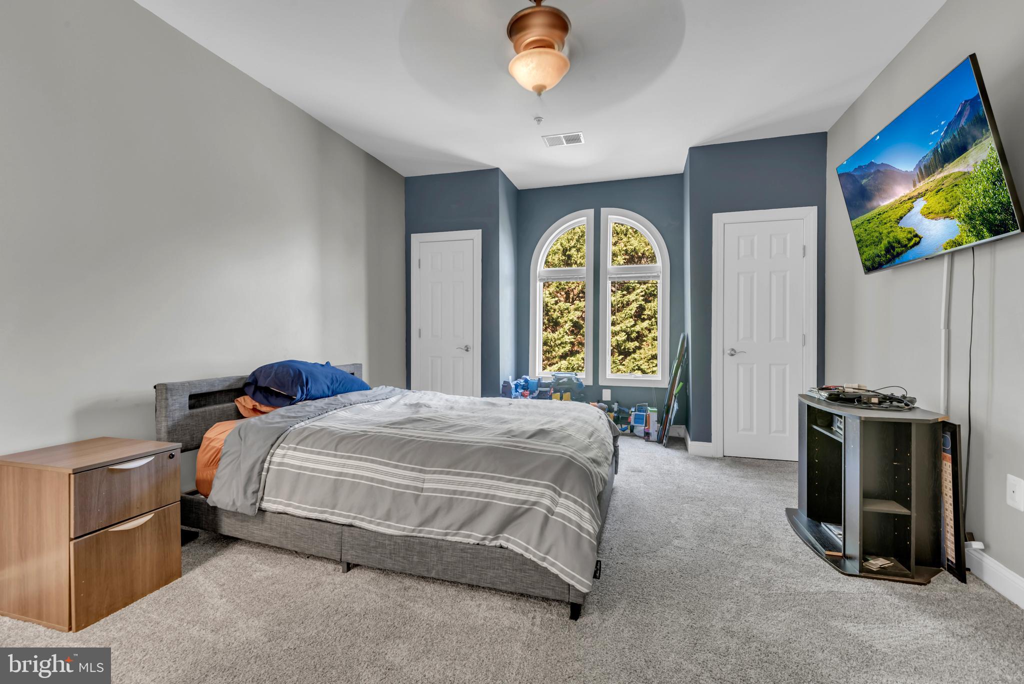 FEDERAL HILL FARM - Residential