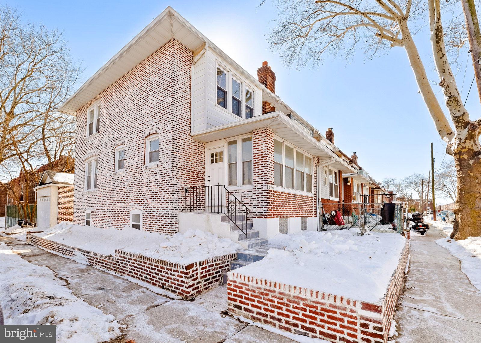 LAWNCREST - Residential