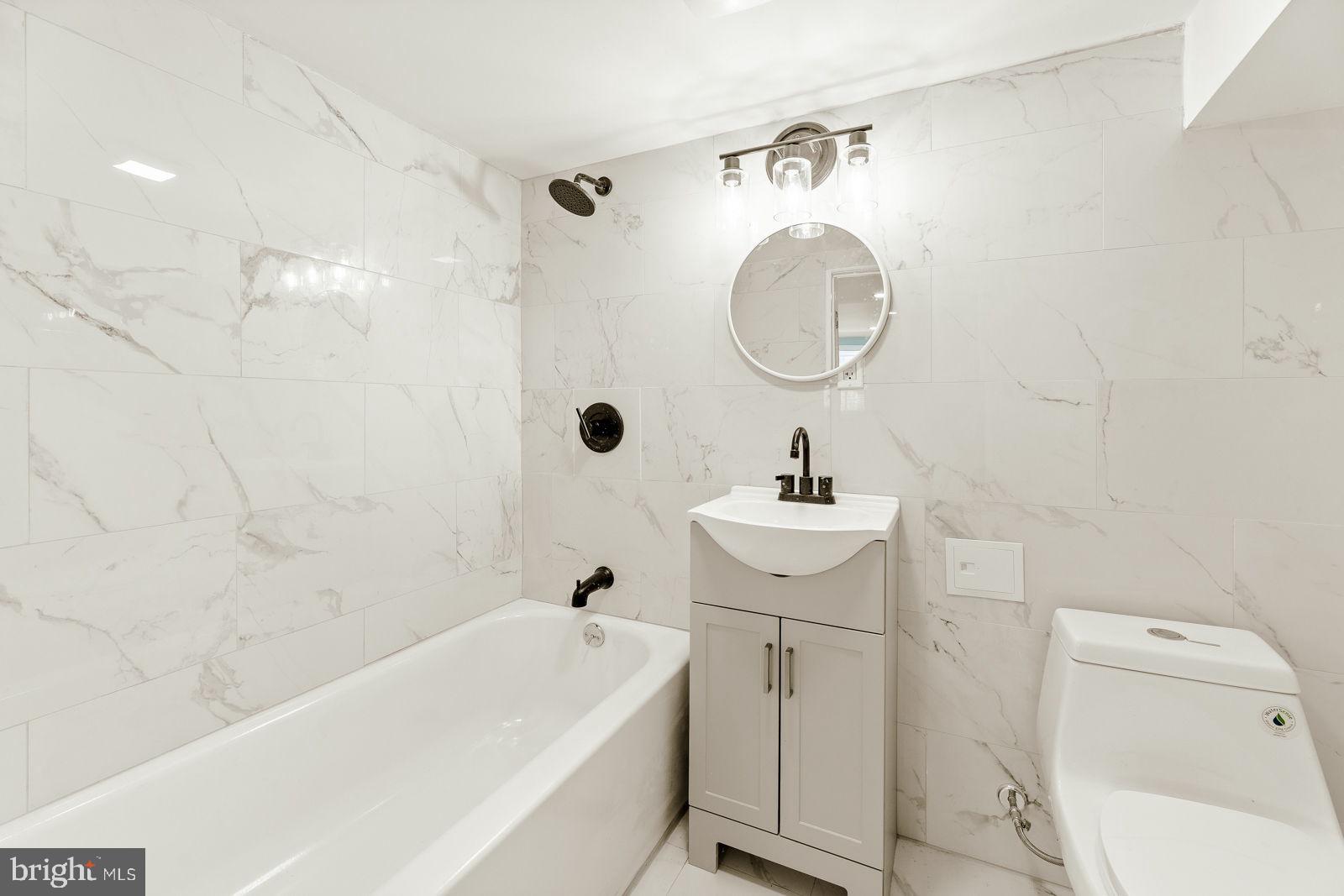 LAWNCREST - Residential