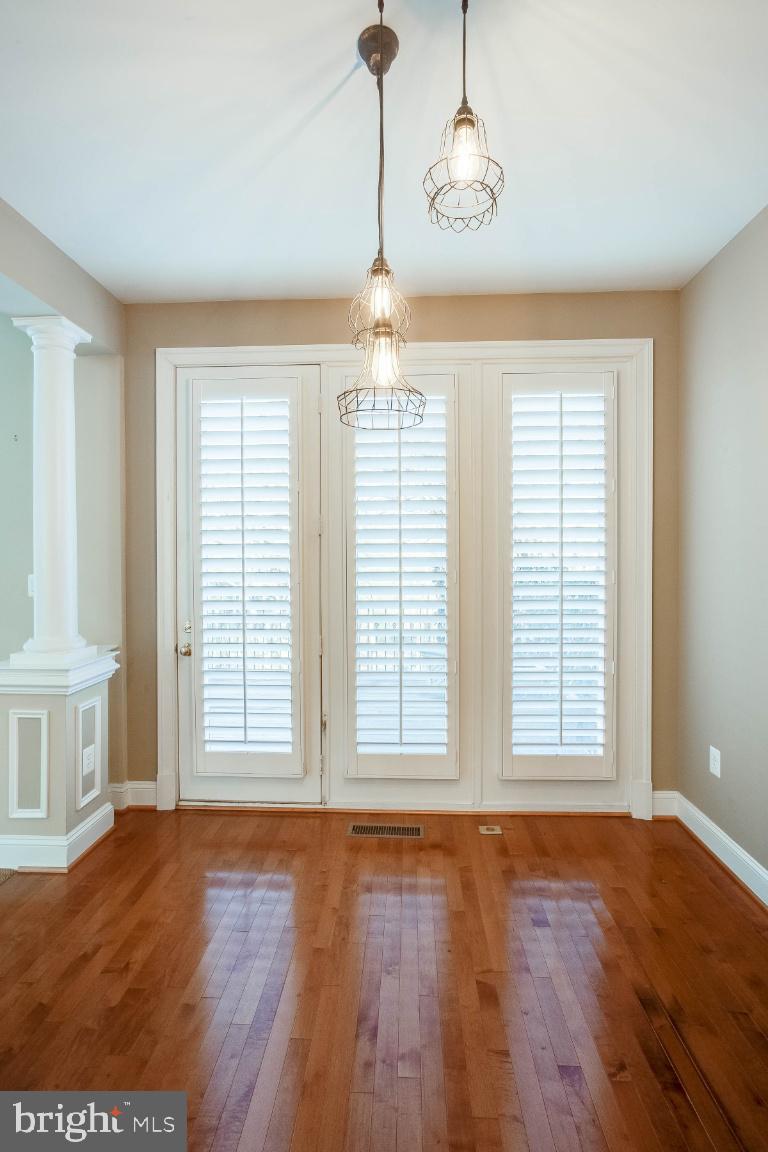 RIVER CREEK - Residential