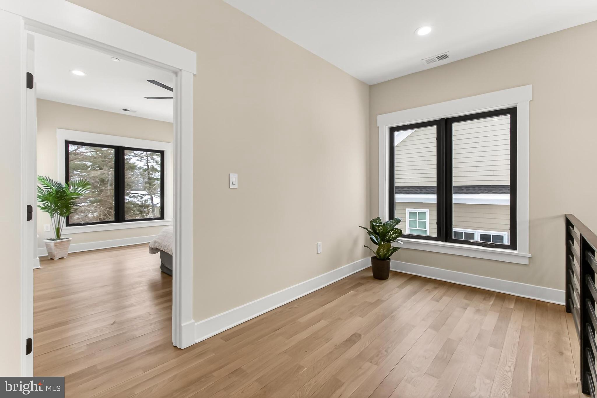 OAKWOOD KNOLLS - Residential