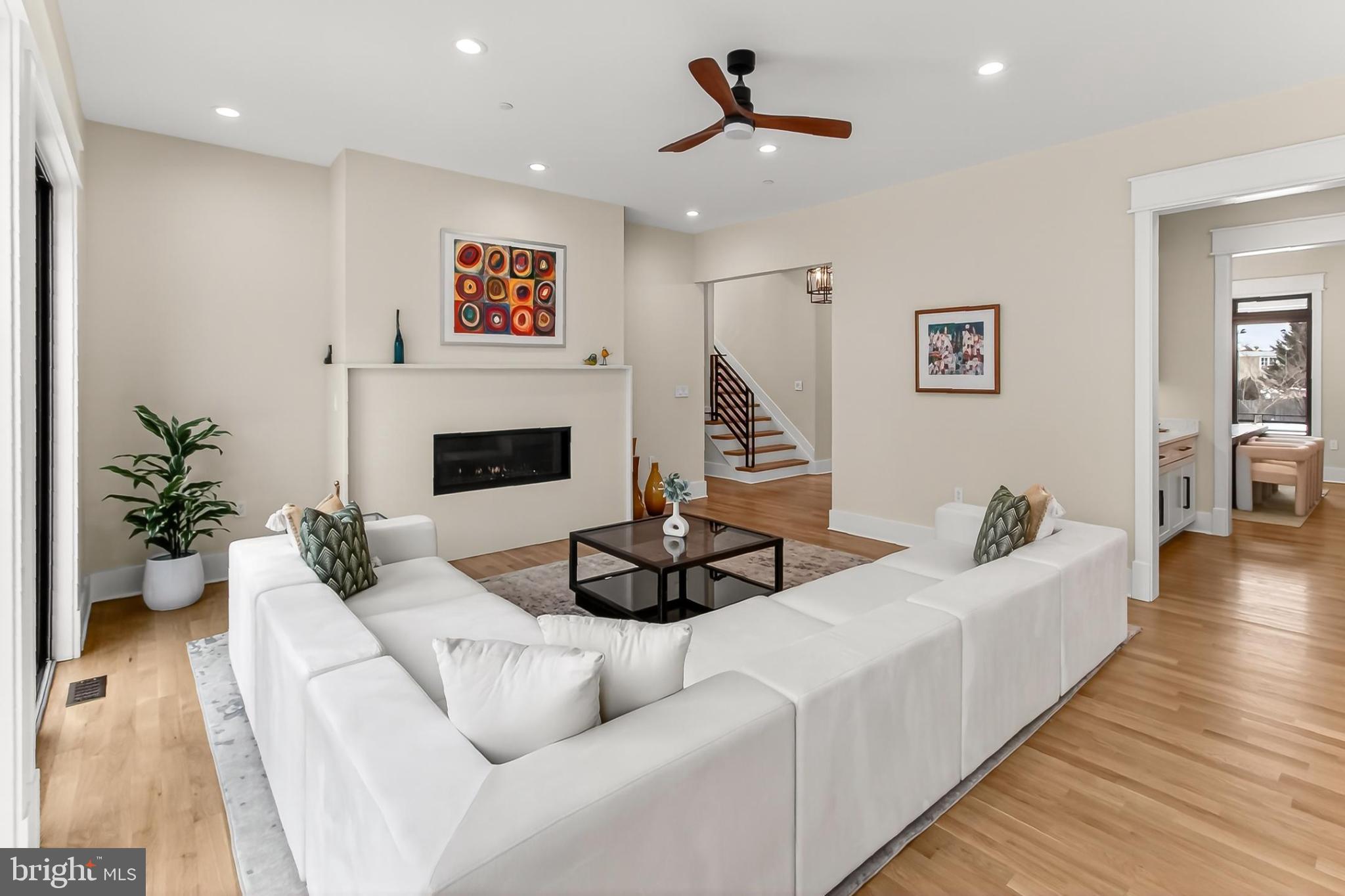 OAKWOOD KNOLLS - Residential